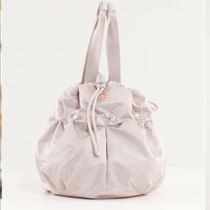 Lululemon Bliss Bag